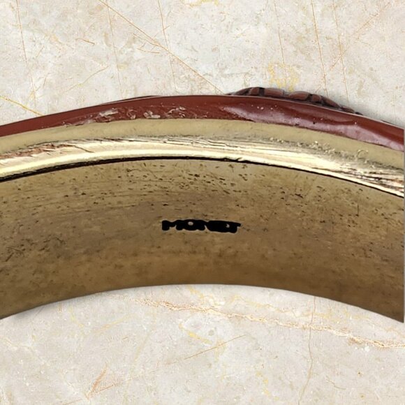 Vintage Monet Bracelet Faux Cinnabar Carved Raised Floral Gold Tone Stretch - Picture 8 of 8